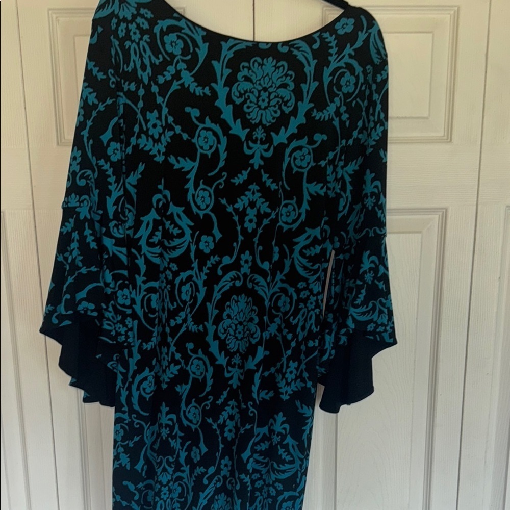 Sami & Jo reversible Black and teal  Floral Long Sleeve Dress - Picture 6 of 11